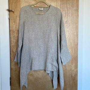 Kathleen Sommers Linen top